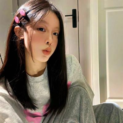 她和她的恋爱小动作
